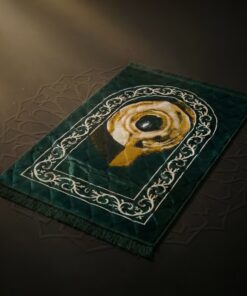 Beautiful green jumbo size carpet material salah prayer mat